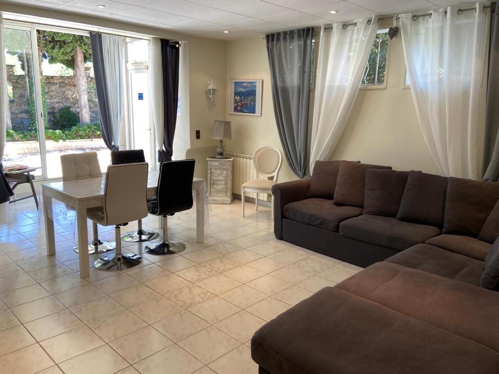 Gite Comme A La Maison Hyères Kültér fotó
